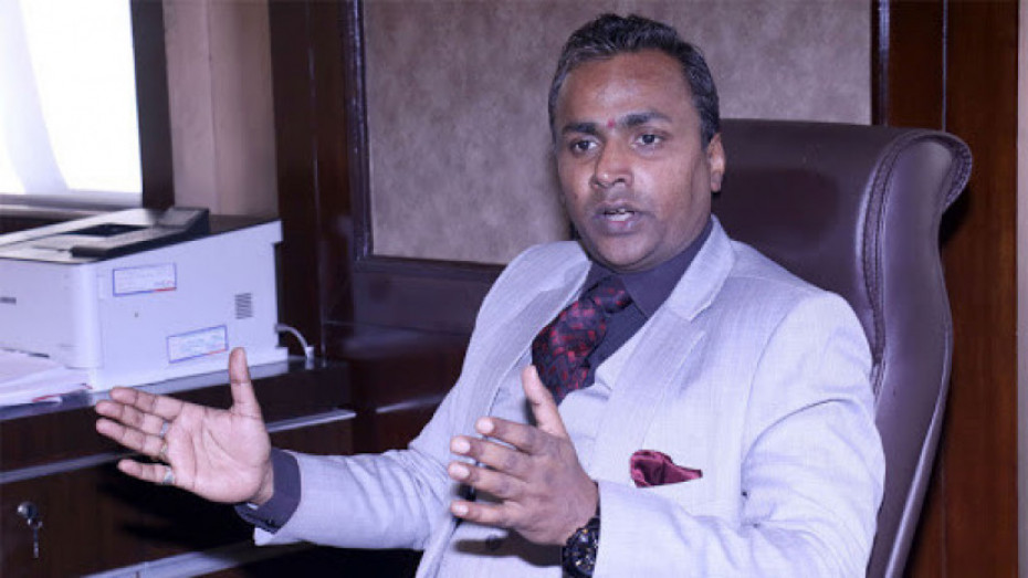 नेपाल लाइफलाई उत्कृष्ट जीवन बिमा कम्पनी बनाएर विदा भए विवेक झा
